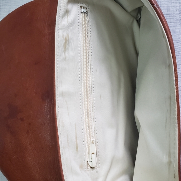 Catherine Rapetti distressed leather clutch - Picture 11 of 11